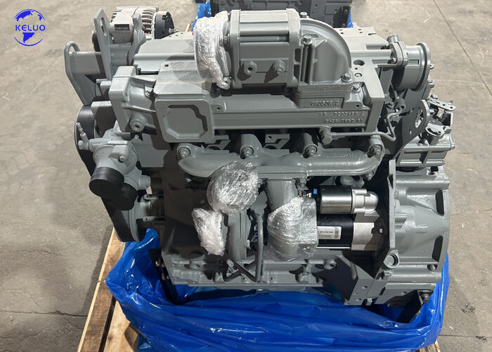 Nuevo motor BF4M2012C / BF4M2012 98kW, 2100 RPM para rodillos vibratorios.